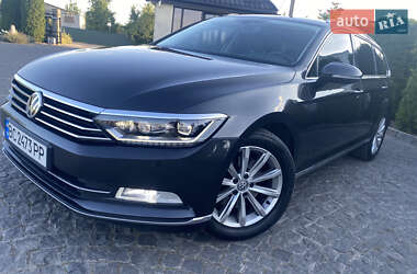 Універсал Volkswagen Passat 2017 в Львові