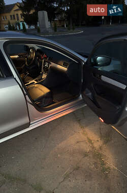 Седан Volkswagen Passat 2013 в 