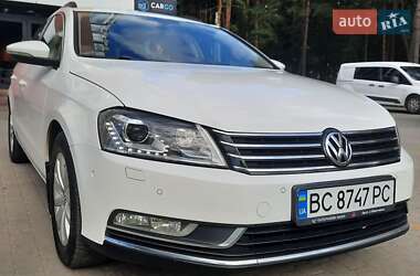 Універсал Volkswagen Passat 2012 в Львові