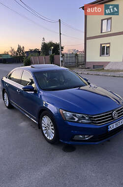 Седан Volkswagen Passat 2016 в Києві