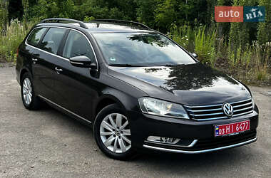 Універсал Volkswagen Passat 2011 в Львові