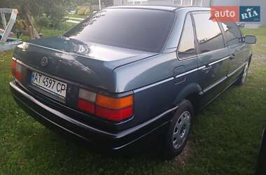 Хетчбек Volkswagen Passat 1988 в Монастириській