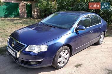 Седан Volkswagen Passat 2005 в Кропивницком