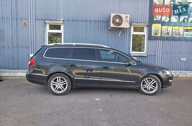 Універсал Volkswagen Passat 2007 в Чернівцях