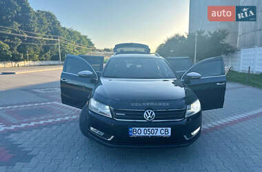 Універсал Volkswagen Passat 2013 в Теофіполі