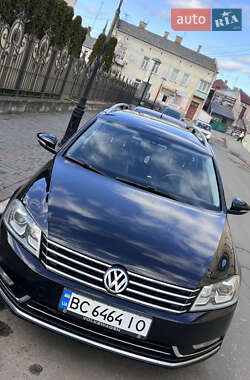 Універсал Volkswagen Passat 2012 в Стрию
