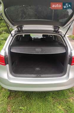 Универсал Volkswagen Passat 2011 в 