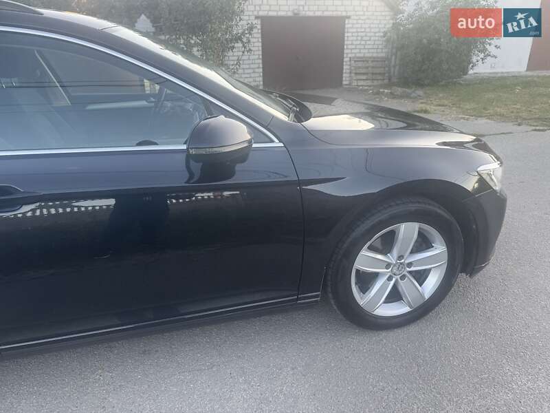 Универсал Volkswagen Passat 2015 в Харькове