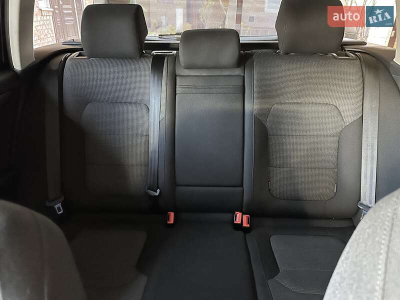 Универсал Volkswagen Passat 2014 в Виннице