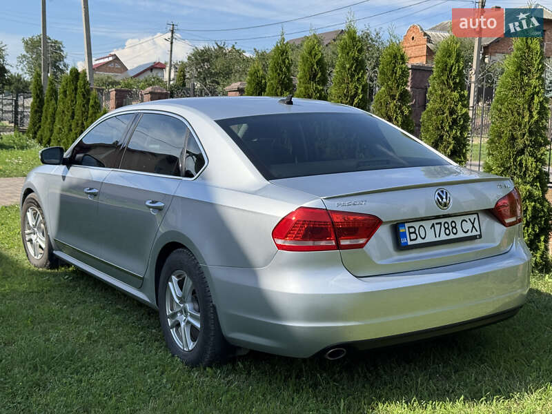 Седан Volkswagen Passat 2014 в Чорткове