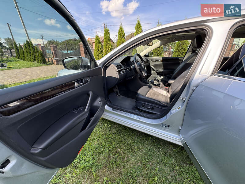 Седан Volkswagen Passat 2014 в Чорткове