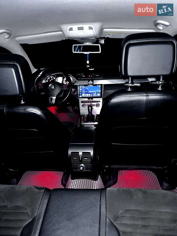 Універсал Volkswagen Passat 2014 в Луцьку