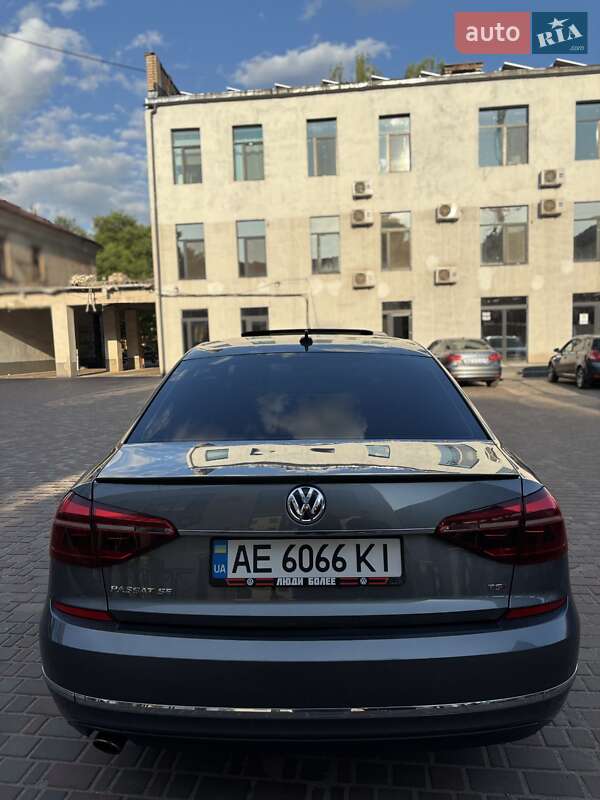 Седан Volkswagen Passat 2016 в Кривому Розі