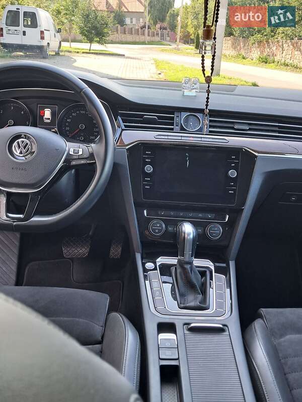 Универсал Volkswagen Passat 2017 в Великой Березовице