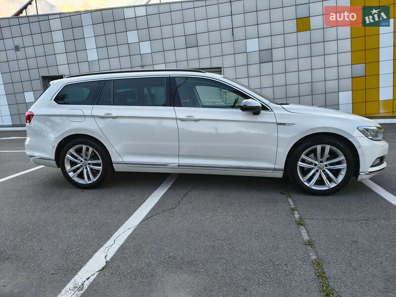 Универсал Volkswagen Passat 2017 в Киеве
