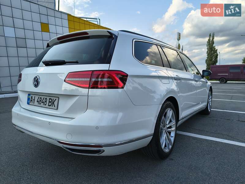 Универсал Volkswagen Passat 2017 в Киеве