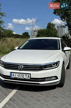 Седан Volkswagen Passat 2018 в 