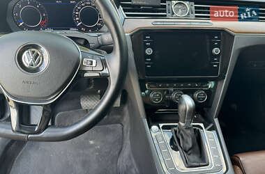 Седан Volkswagen Passat 2018 в 