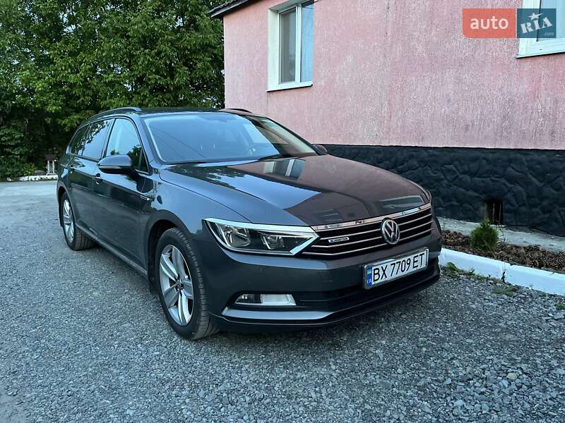 Универсал Volkswagen Passat 2017 в Хмельницком