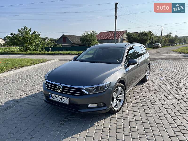 Универсал Volkswagen Passat 2017 в Хмельницком