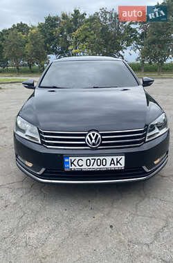 Универсал Volkswagen Passat 2011 в Владимире