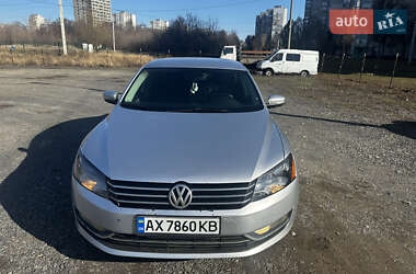 Седан Volkswagen Passat 2012 в Харькове