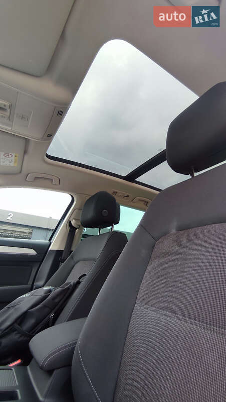 Универсал Volkswagen Passat 2016 в Шептицькому фото 25 Универсал Volkswagen Passat 2016 в Шептицькому