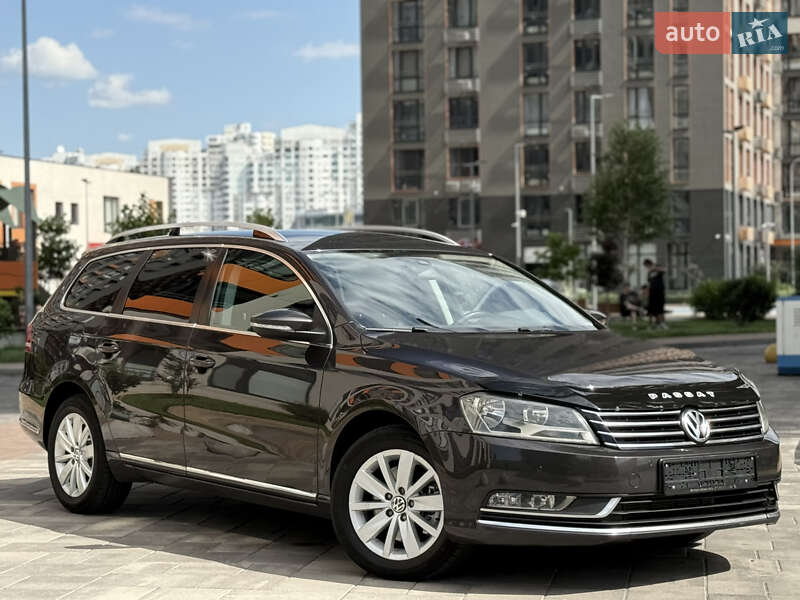 Volkswagen Passat 2011