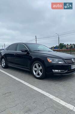 Седан Volkswagen Passat 2011 в 