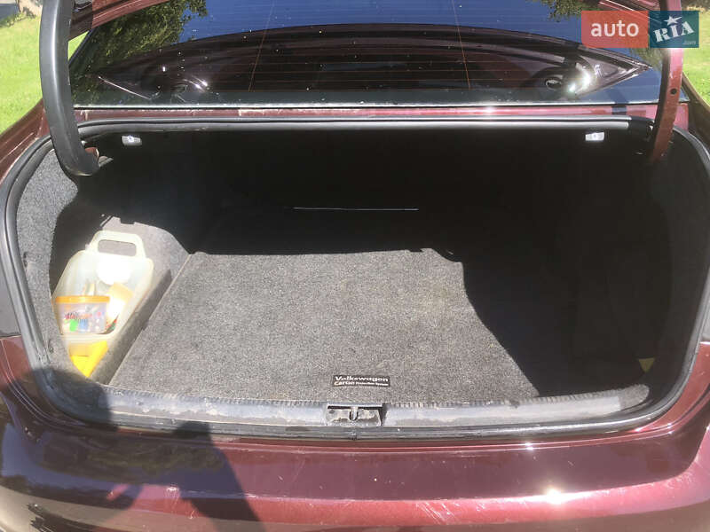 Седан Volkswagen Passat 2012 в Сокалі