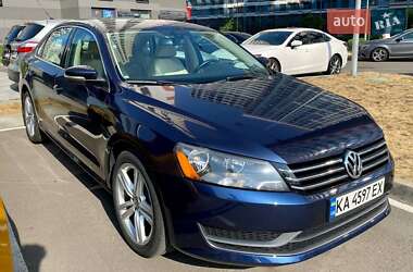 Седан Volkswagen Passat 2014 в Львове