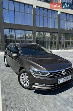 Універсал Volkswagen Passat 2016 в Полтаві
