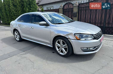 Седан Volkswagen Passat 2014 в Рівному