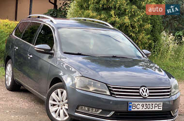 Універсал Volkswagen Passat 2011 в Дрогобичі