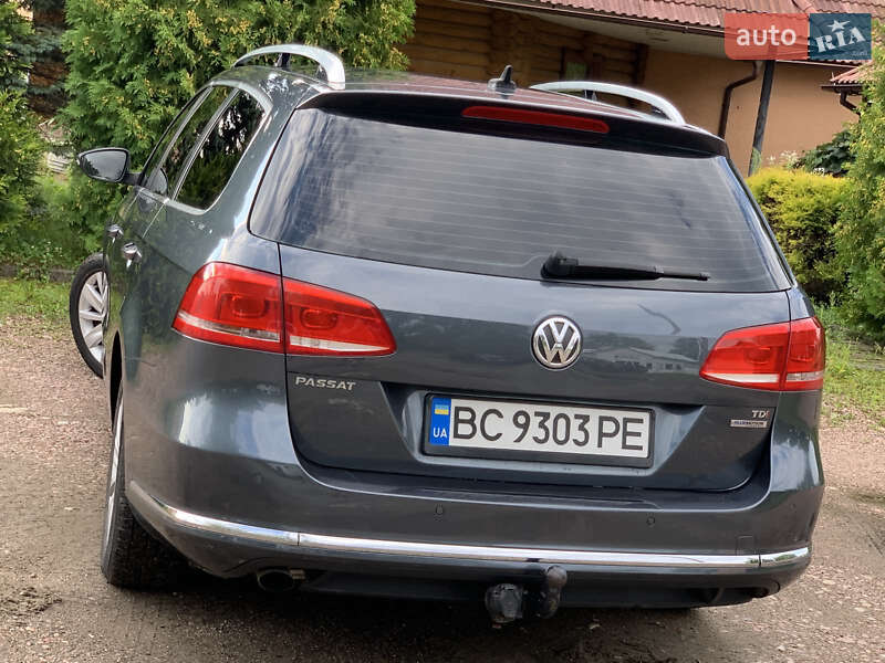 Универсал Volkswagen Passat 2011 в Львове