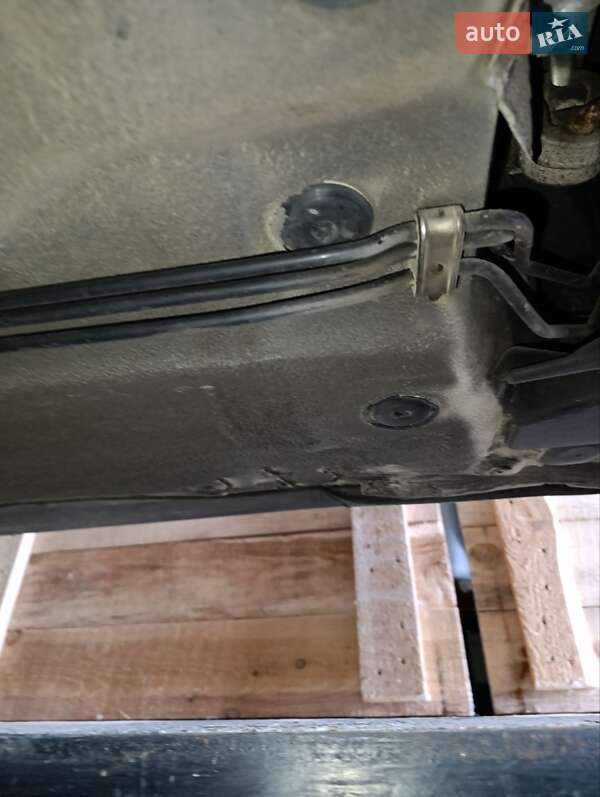 Седан Volkswagen Passat 2001 в Черновцах фото 12 Седан Volkswagen Passat 2001 в Черновцах