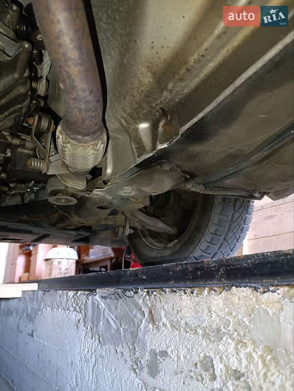 Седан Volkswagen Passat 2001 в Черновцах фото 22 Седан Volkswagen Passat 2001 в Черновцах