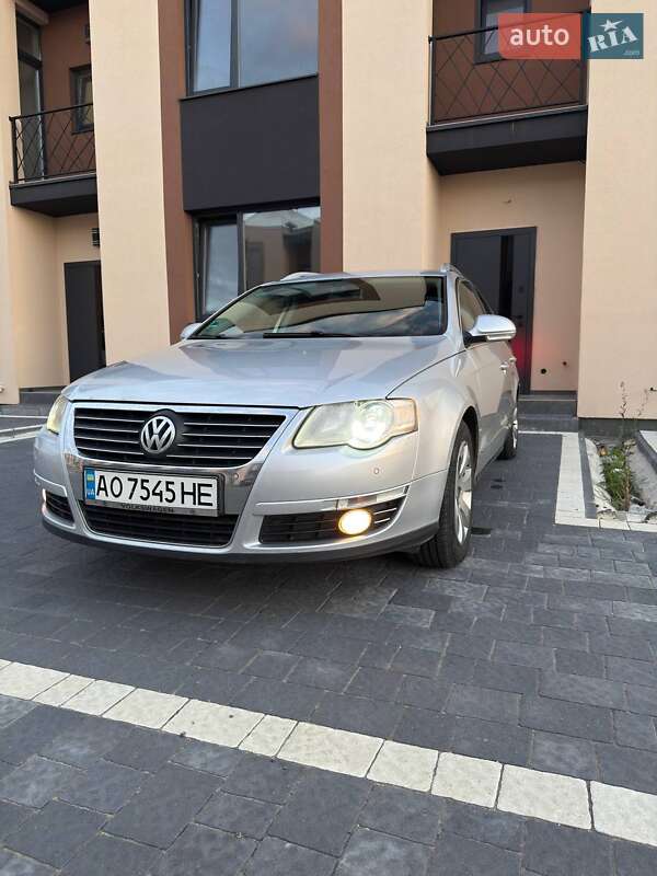 Универсал Volkswagen Passat 2010 в Ужгороде