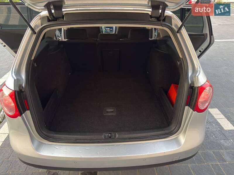 Универсал Volkswagen Passat 2010 в Ужгороде