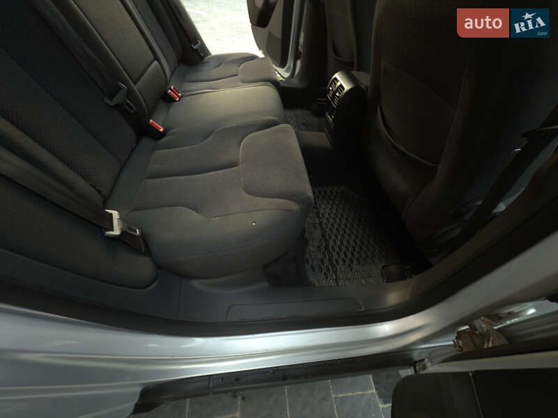 Универсал Volkswagen Passat 2010 в Ужгороде