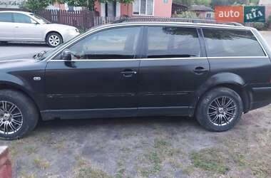 Універсал Volkswagen Passat 2001 в Рівному