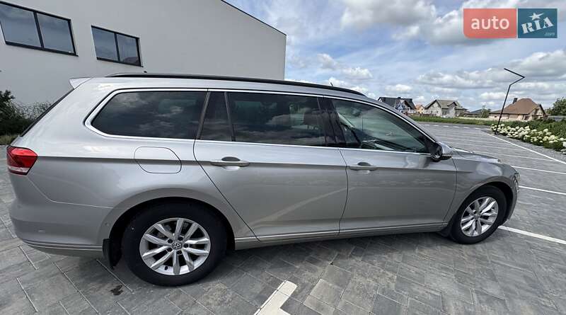 Універсал Volkswagen Passat 2016 в Луцьку