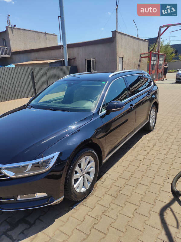 Универсал Volkswagen Passat 2018 в Новом Буге