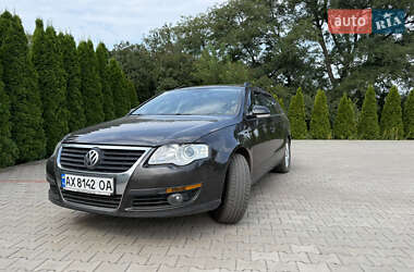 Универсал Volkswagen Passat 2006 в Новомосковске