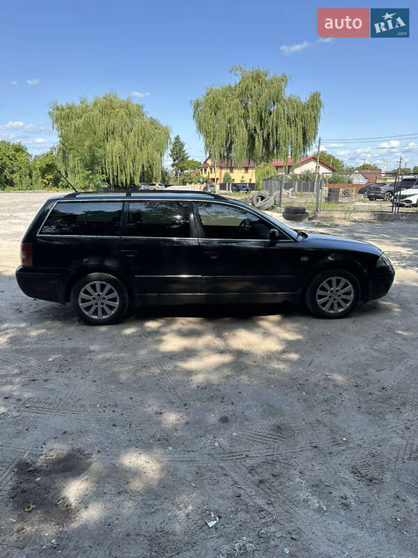 Универсал Volkswagen Passat 2003 в Львове