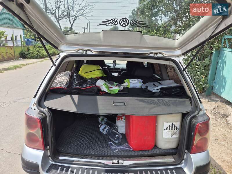 Универсал Volkswagen Passat 2001 в Одессе
