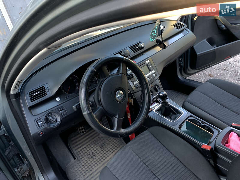 Универсал Volkswagen Passat 2005 в Луцке