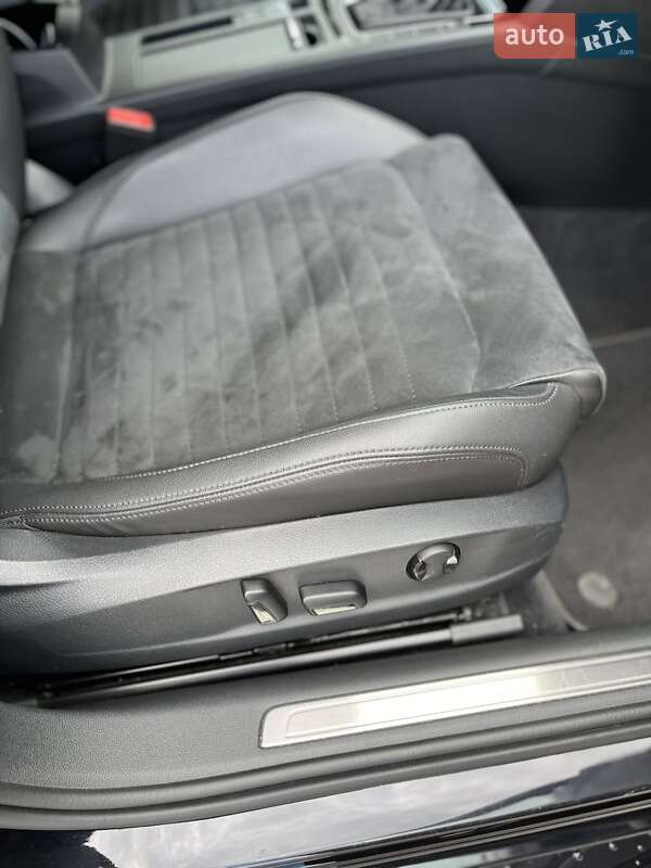 Седан Volkswagen Passat 2018 в Києві