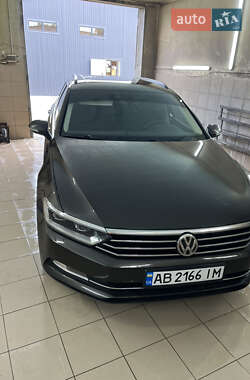 Універсал Volkswagen Passat 2018 в Кропивницькому