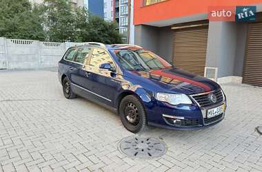 Універсал Volkswagen Passat 2008 в Хмельницькому